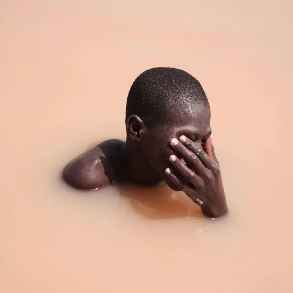 75°05′59″S 123°19′56″E