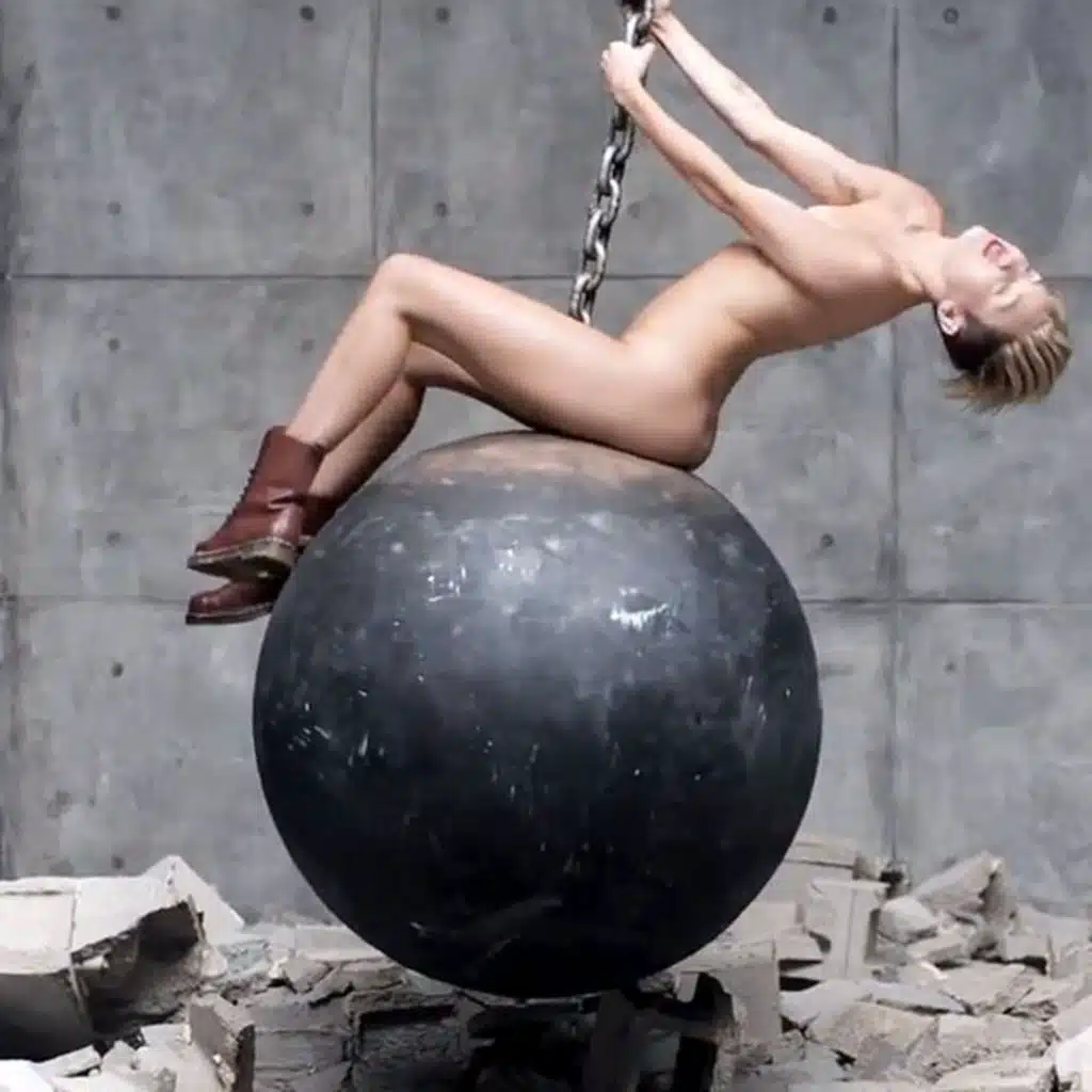 2013 Miley Cyrus Wrecking Ball 2019 Earth Wind & Fire Fantasy 2019 Whitney Houston Higher Love Original Mix