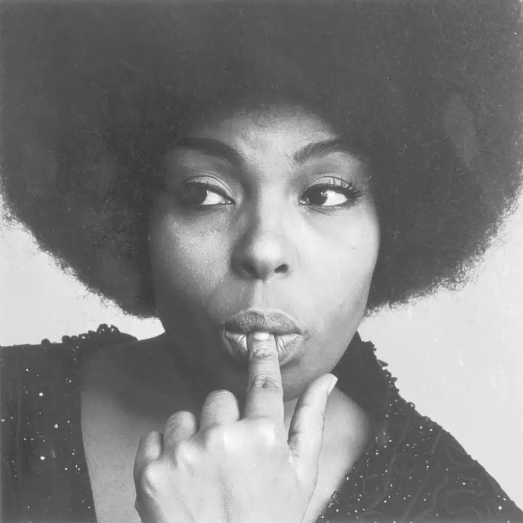 Episode 138: Roberta Flack 72 - 75 Cellar Bar Juke Box Provincetown Mass