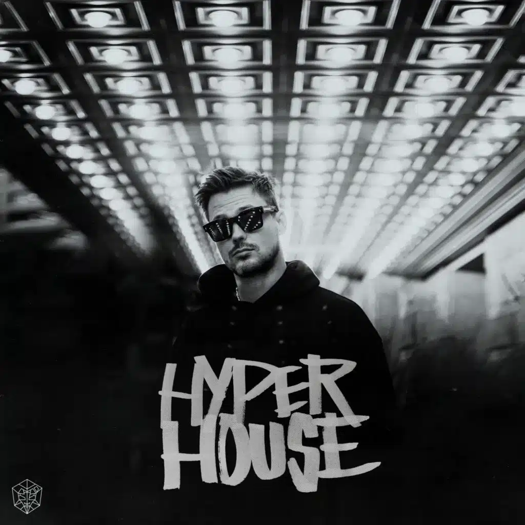 HYPER HOUSE