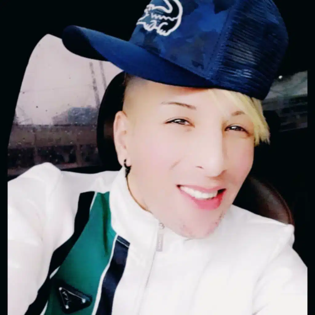 Sahi Y9adarni fi frach ydir kolchi