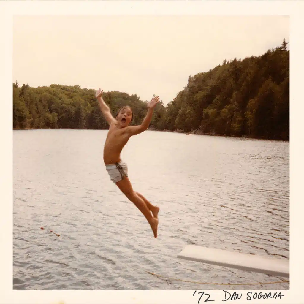 '72
