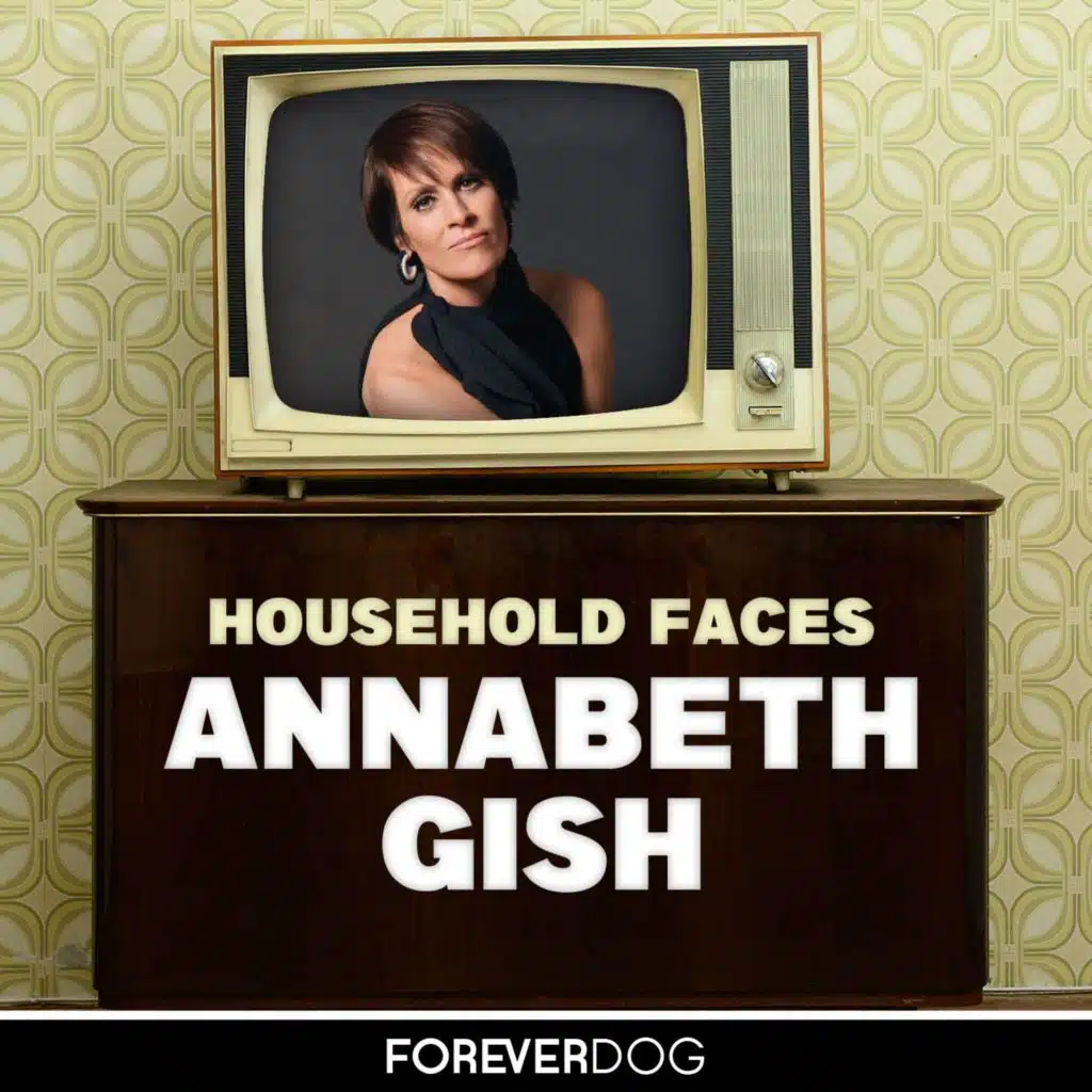 Annabeth Gish (Midnight Mass; Mystic Pizza)