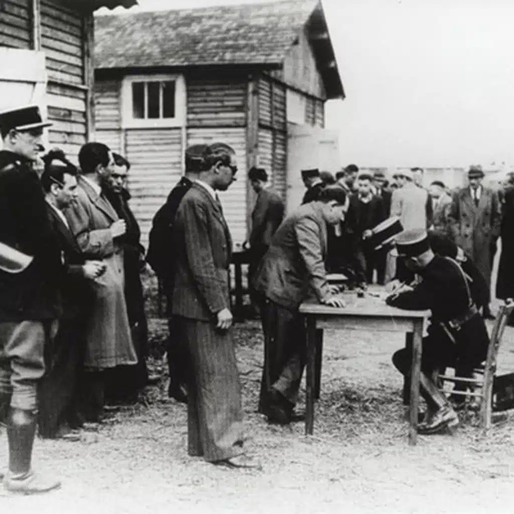 Rosine Perelberg - Pai Assassinado, Pai Morto: Revisitando o Complexo de Édipo.