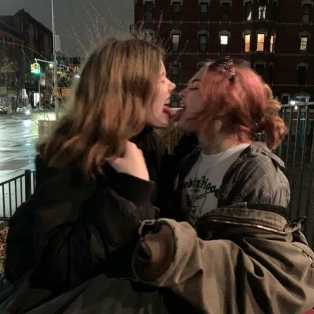 sweater weather / i wanna be your girlfriend