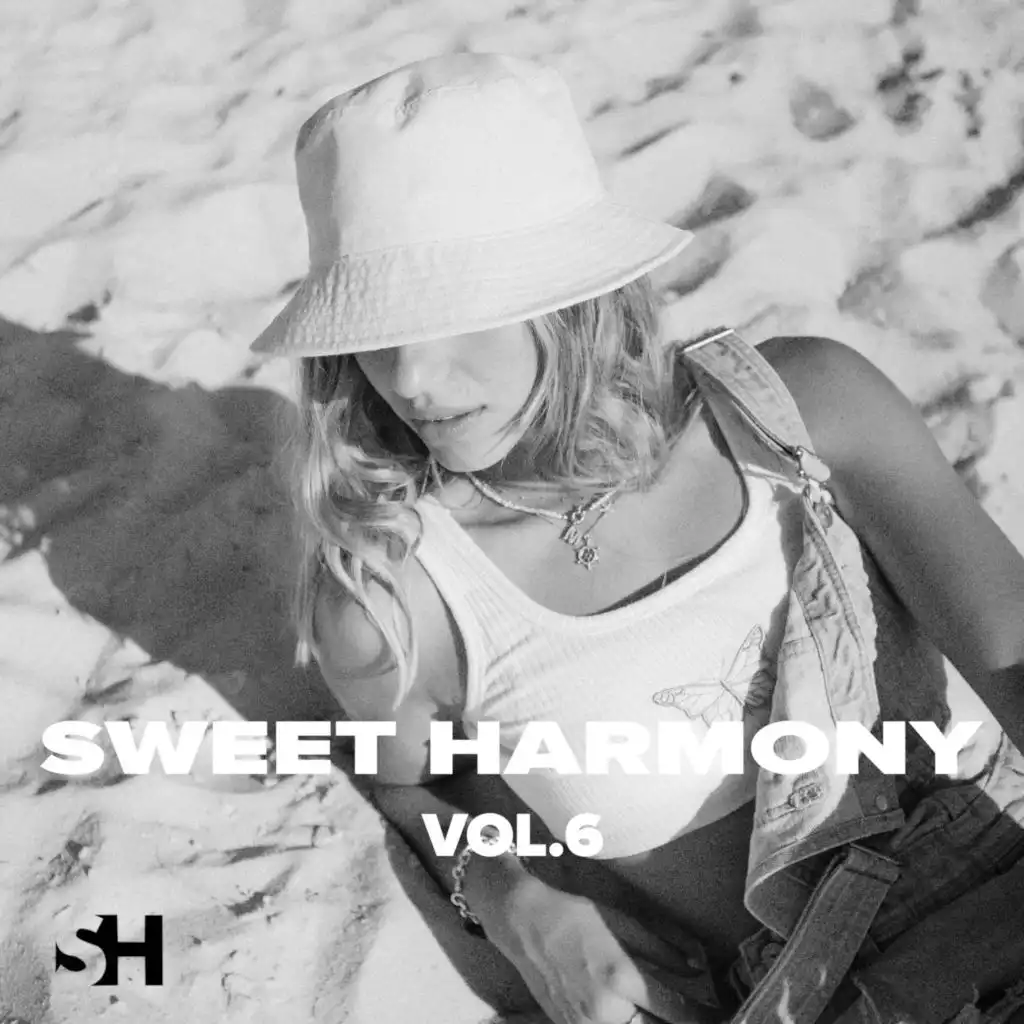 Sweet Harmony, Vol. 6