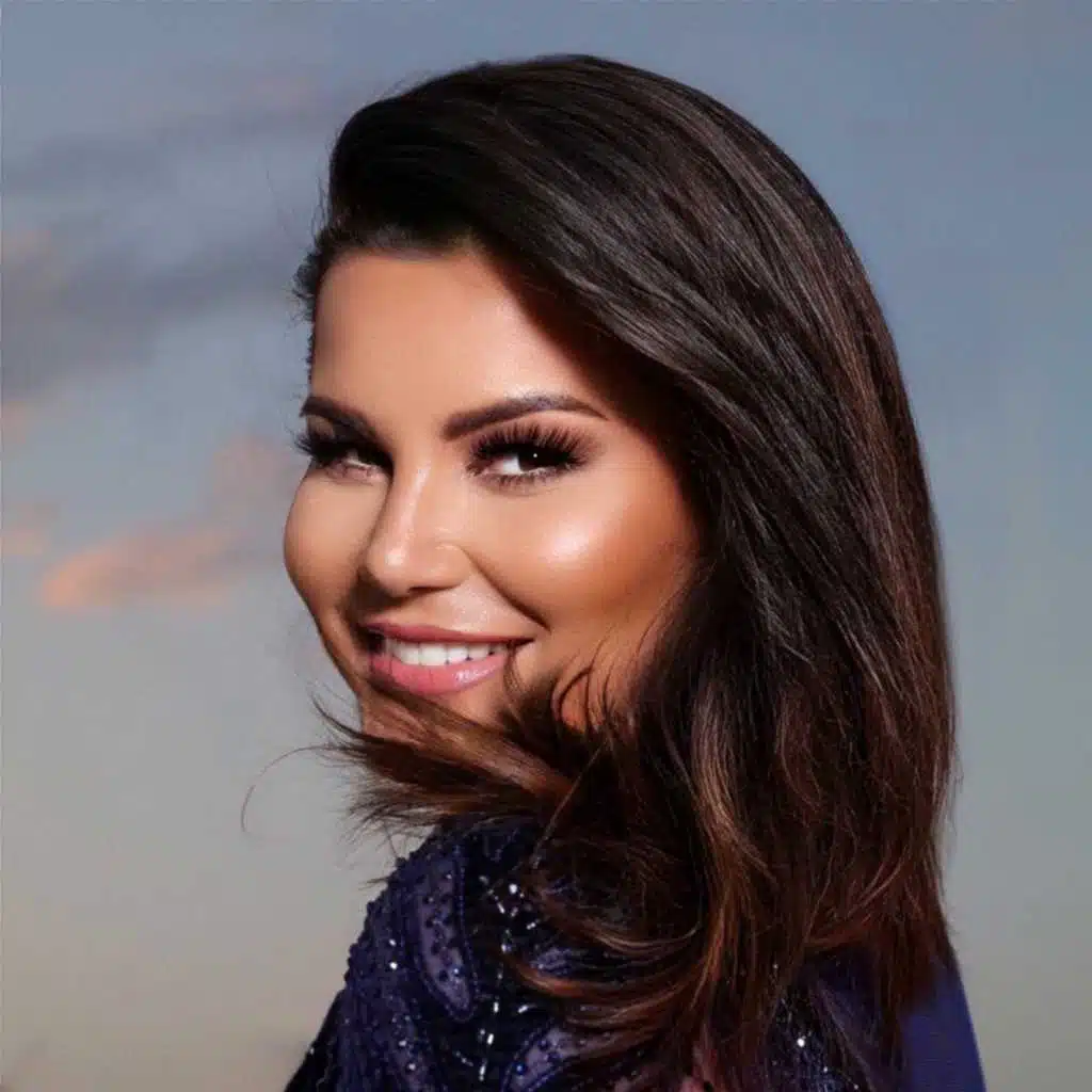 هلِّلي وكبِّري