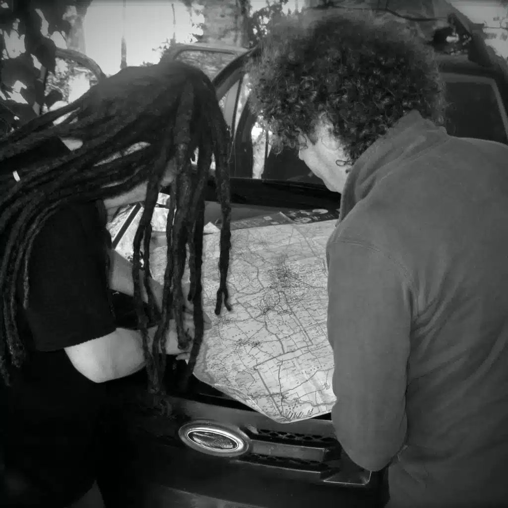 Vivo En Una Isla (Acoustic Version) [feat. Kalefa & La Yugular]