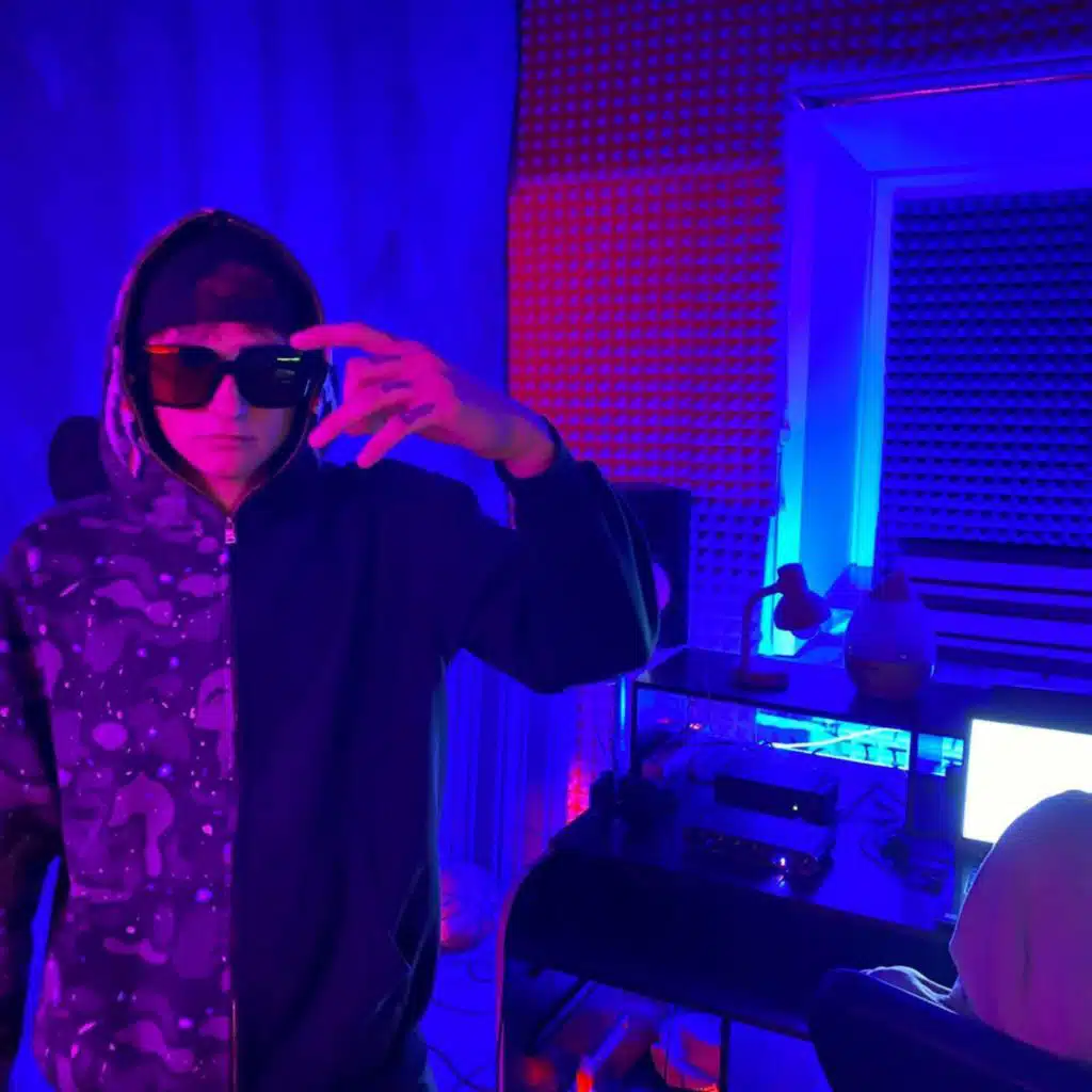 Dope (feat. THREEKILLA)