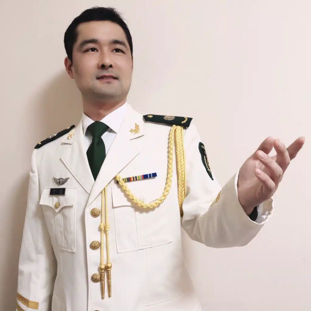 冲在第一线 (伴奏版)