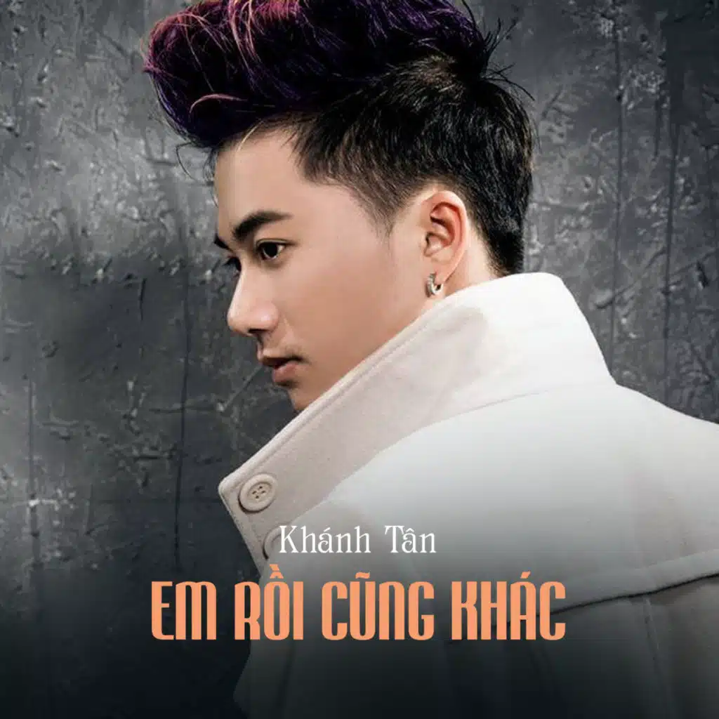 Em Rồi Cũng Khác (feat. Star Online)