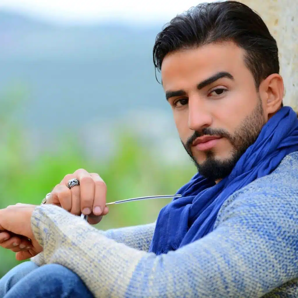 بلا لف ودوران