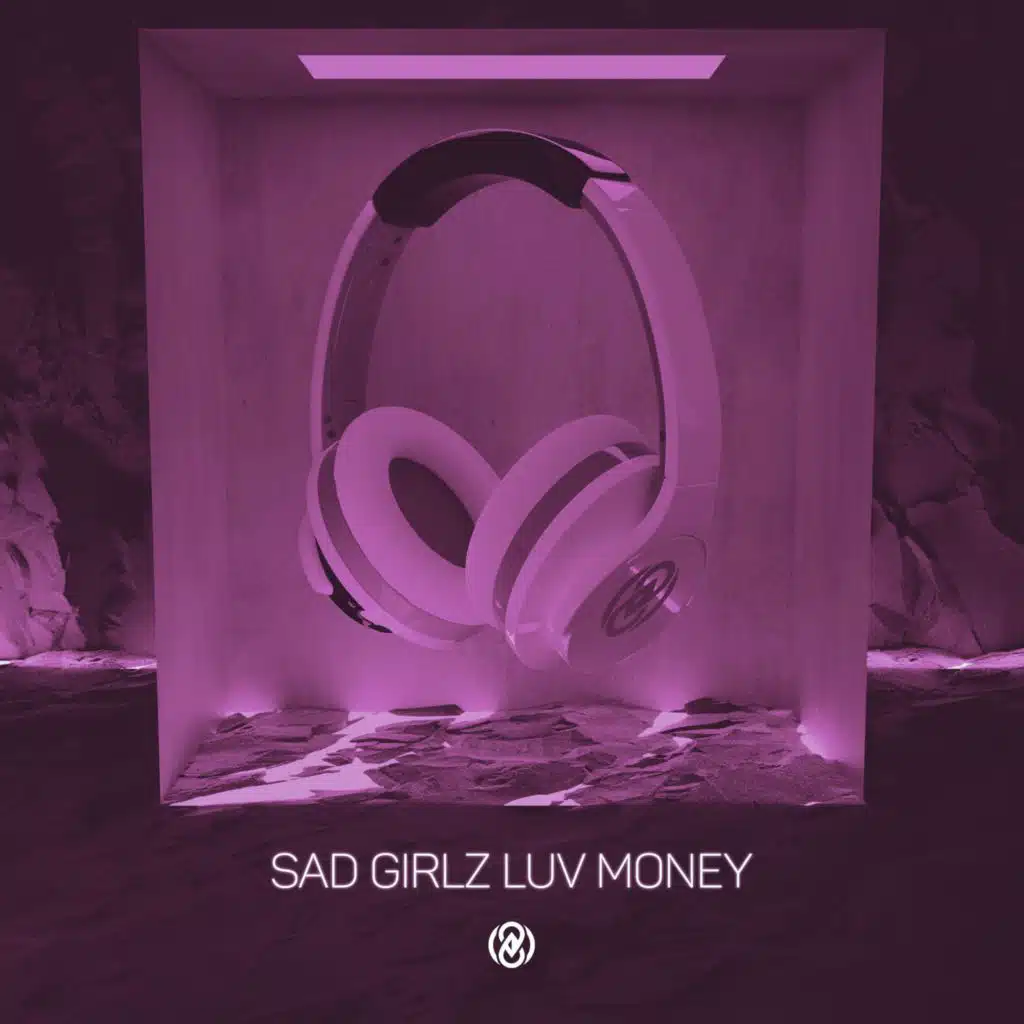 Sad Girlz Luv Money (8D Audio)