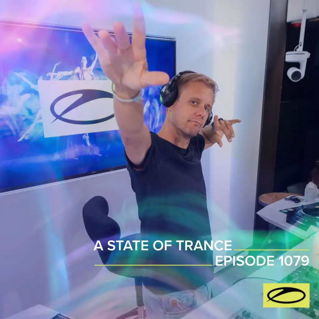 A State Of Trance (ASOT 1079) (Intro)