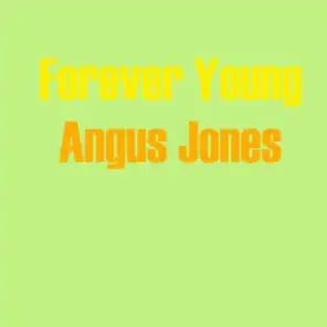 Angus Jones