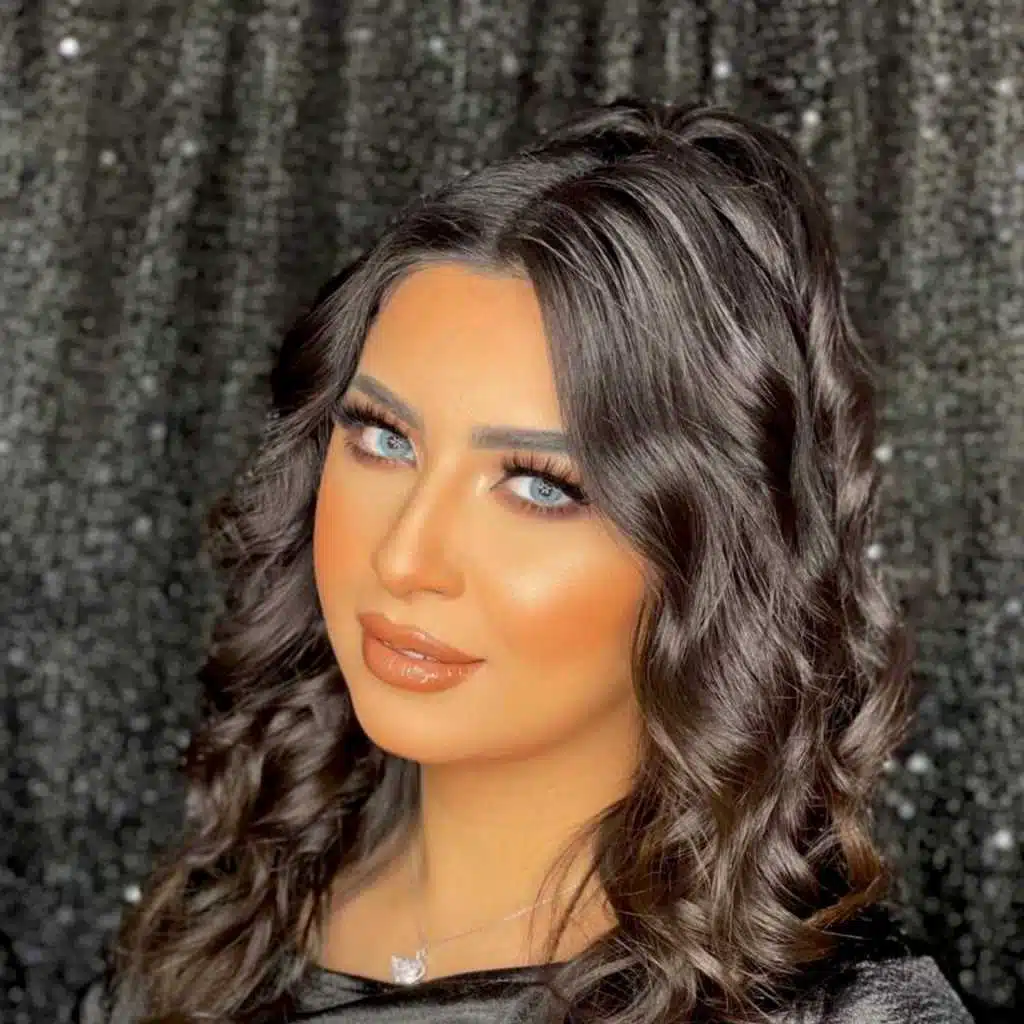 ايمان عبد العزيز