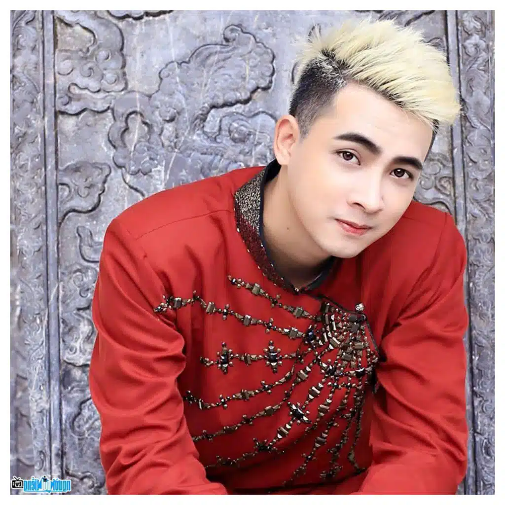 Ngọn Đèn Khuya (Version 2)