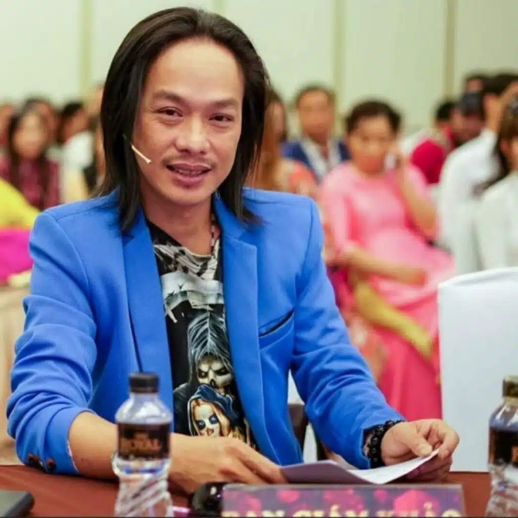 Trăm Mến Ngàn Thương