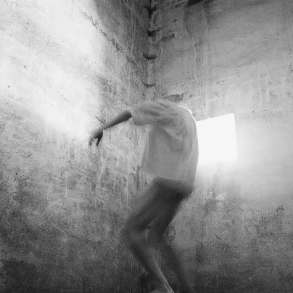 Don't Let The Light In (Faded)