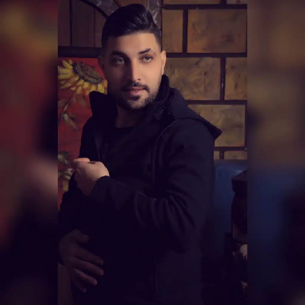 الماضي ماضي (مع Ahmadhmusic)