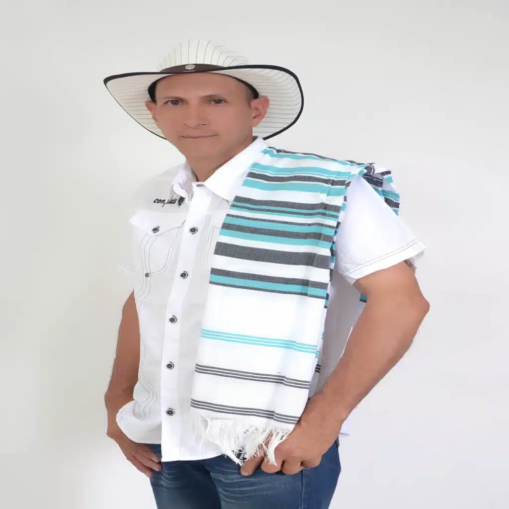El Paisa Vallenato