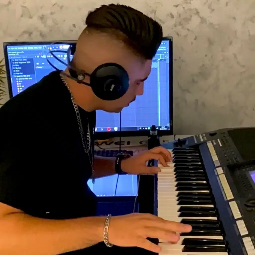 هو ‏قاسك ‏و ‏خلاك ‏و ‏انا ‏صبت ‏لالاك