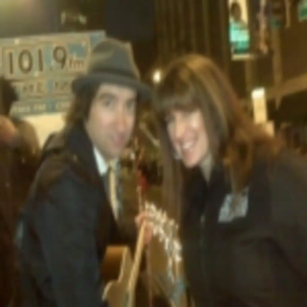 Tom Higgenson of Plain White T's