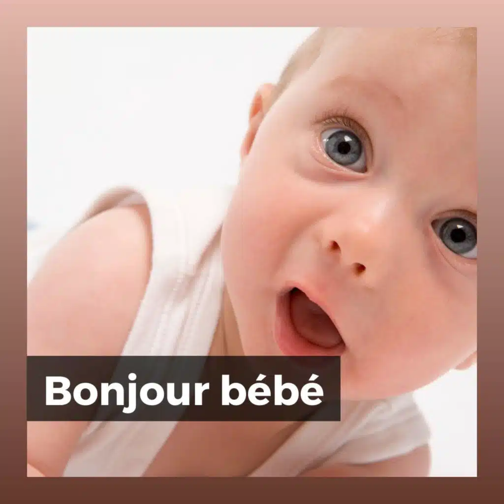 Les filles et les garçons sortent pour jouer à la comptine