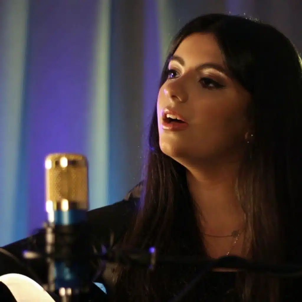 بطلة الحكاية