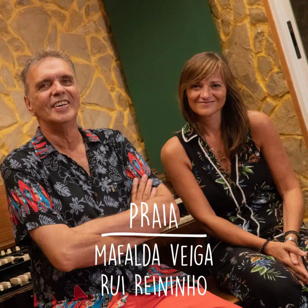 Praia (feat. Rui Reininho)
