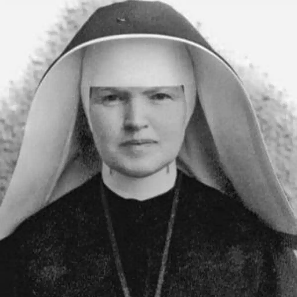 4.25 Pascalina Lehnert (1) Dealing with devils