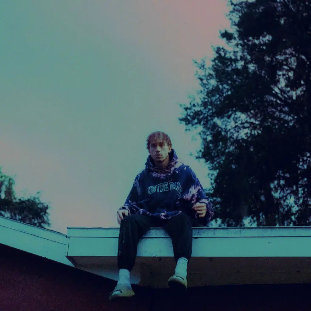 Chasing Clouds in the Sun