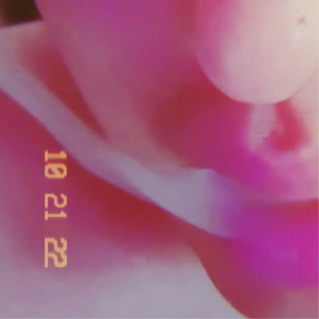 바지춤을 잡고 Swim