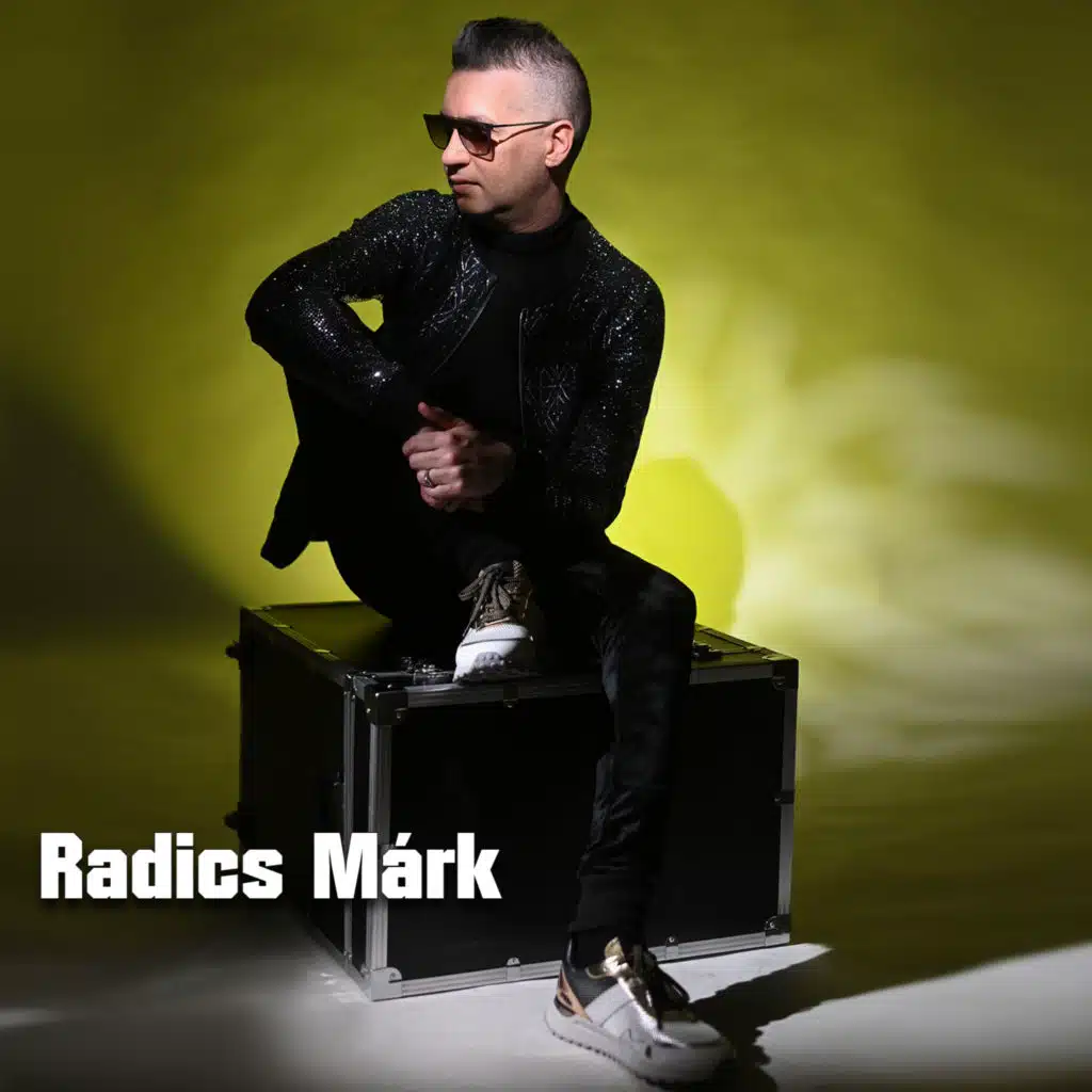 Kezeket fel! / Hosszú forró nyár