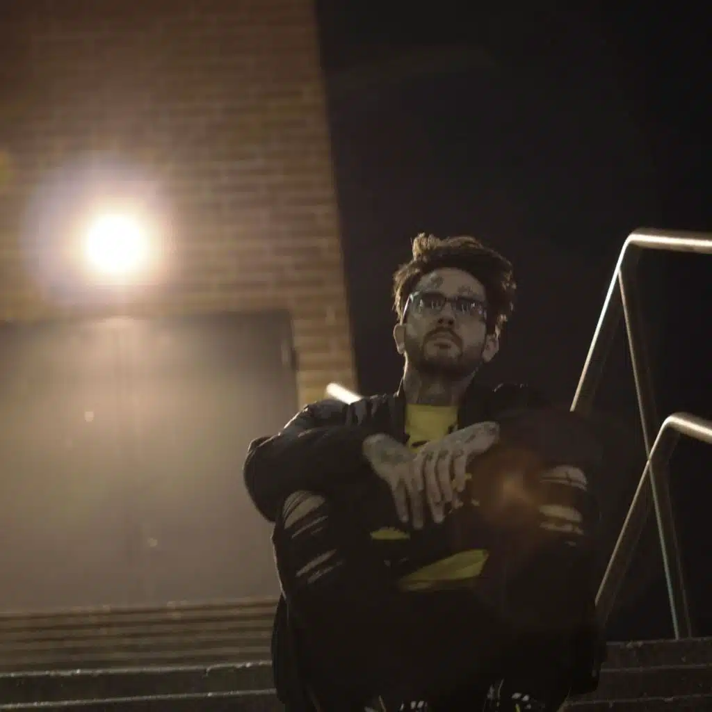 Idol (feat. Krizz Kaliko)