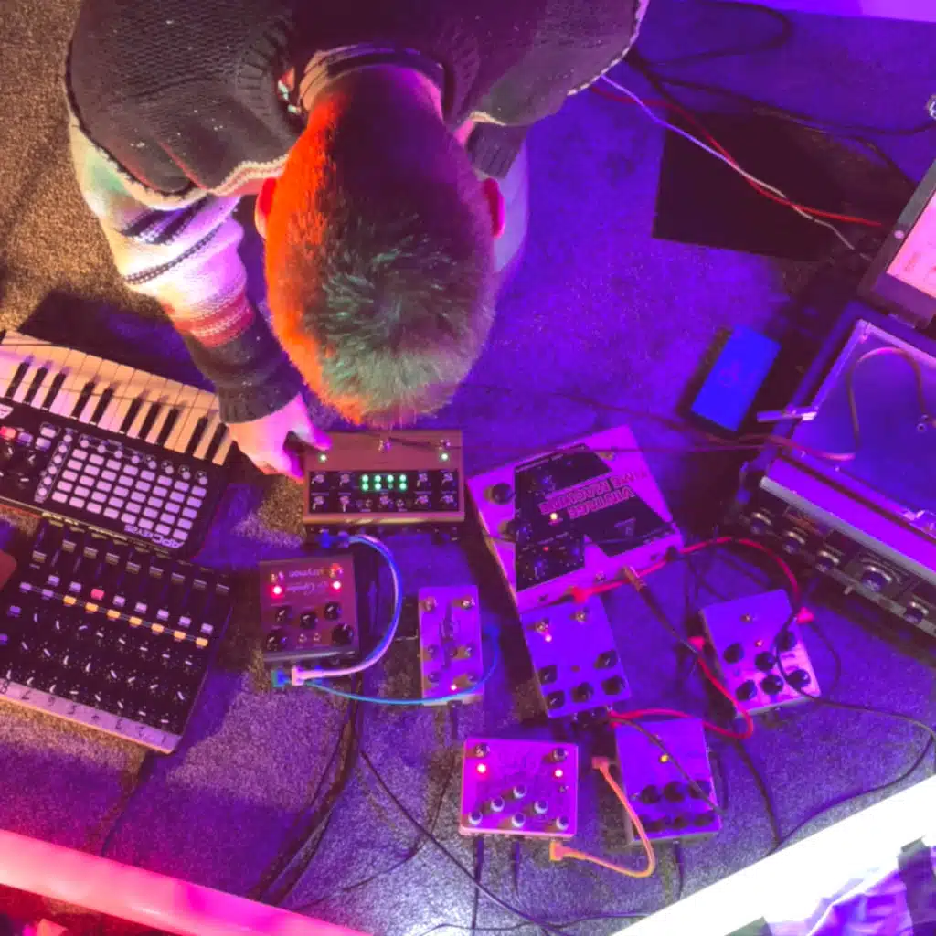 Illusion (Live in the Studio, 2021) [feat. Thomas Ragsdale]