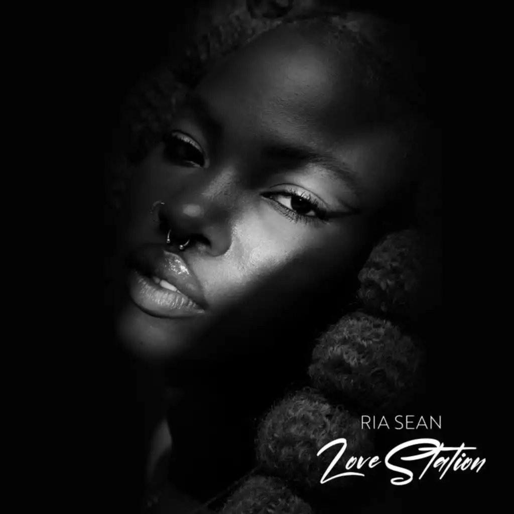 Love Station (EP)
