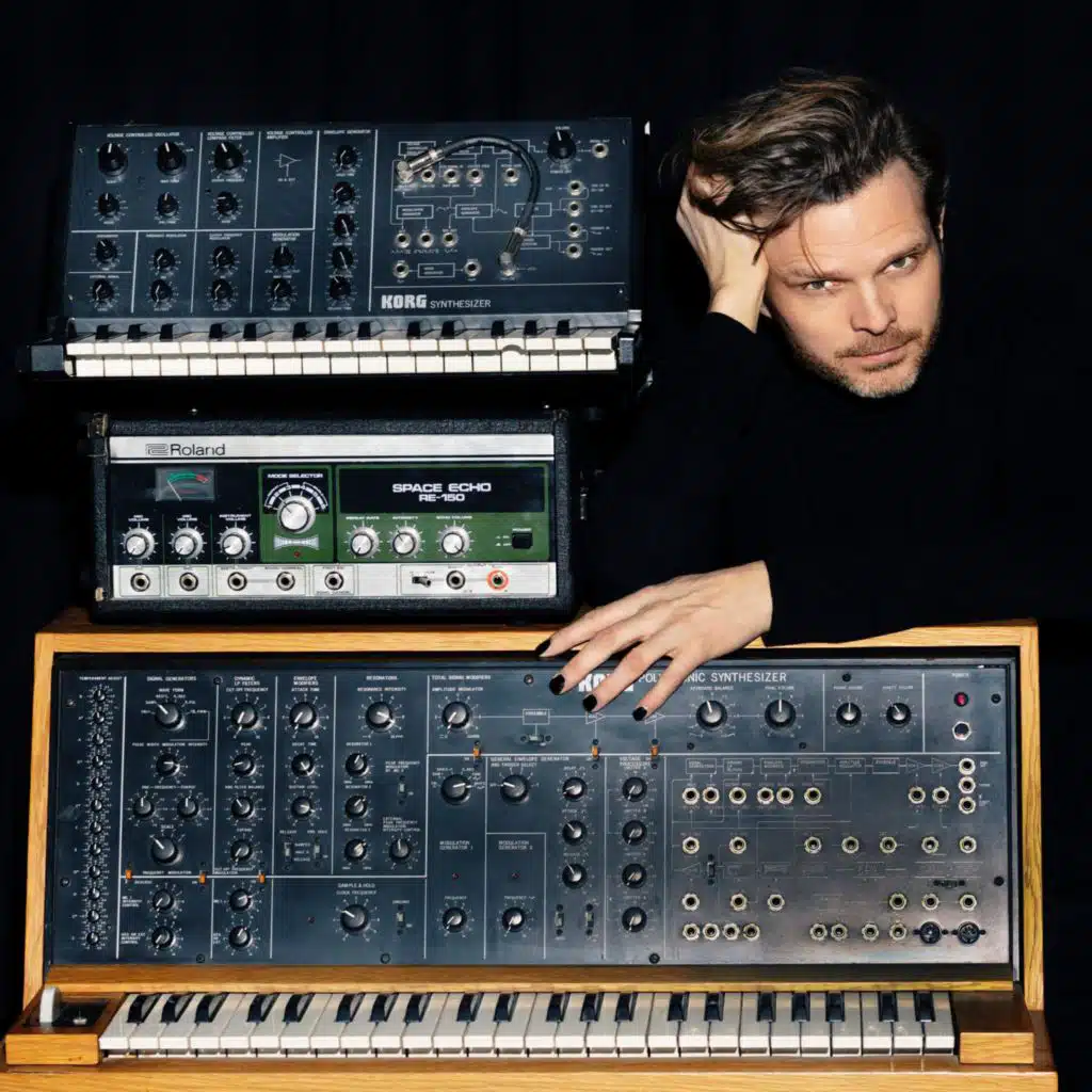 Etude No.9 (feat. Darius van Helfteren) (Yan Remix)