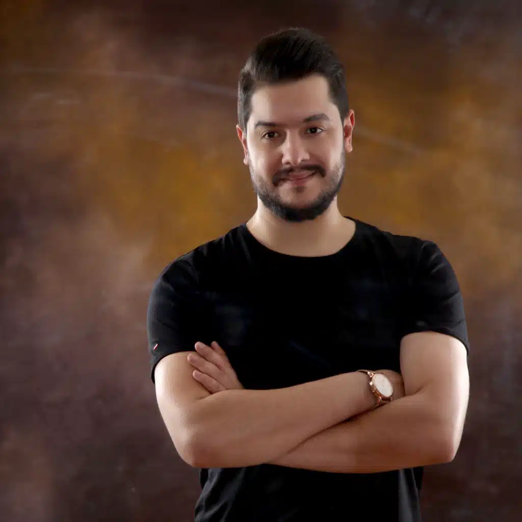 ترفة وتحب الغزل / خلوها تلعب لعب