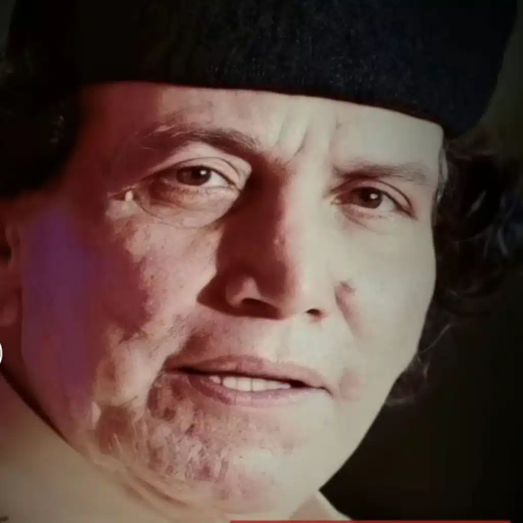 اسئل ما بدالك