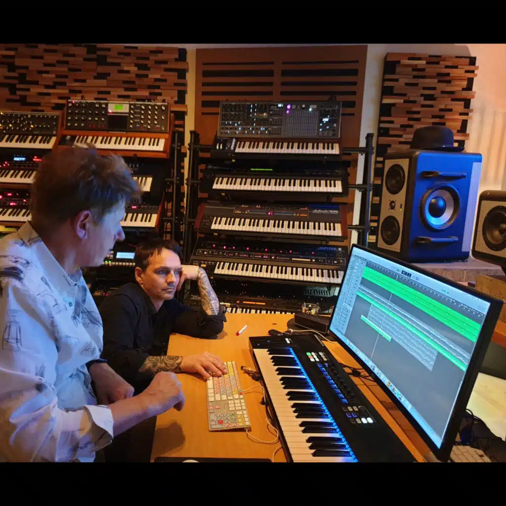 Meet me after midnight (DJ Hlynur Remix)