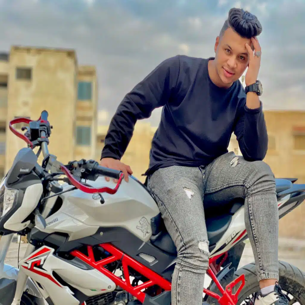 مبعرفش أفخد كلامك (feat. Eslam kabounga)