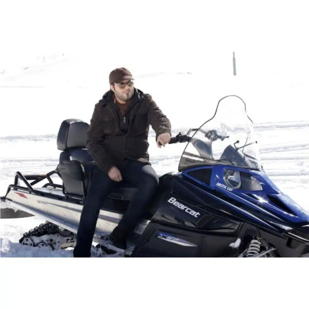 يريد يموتني 