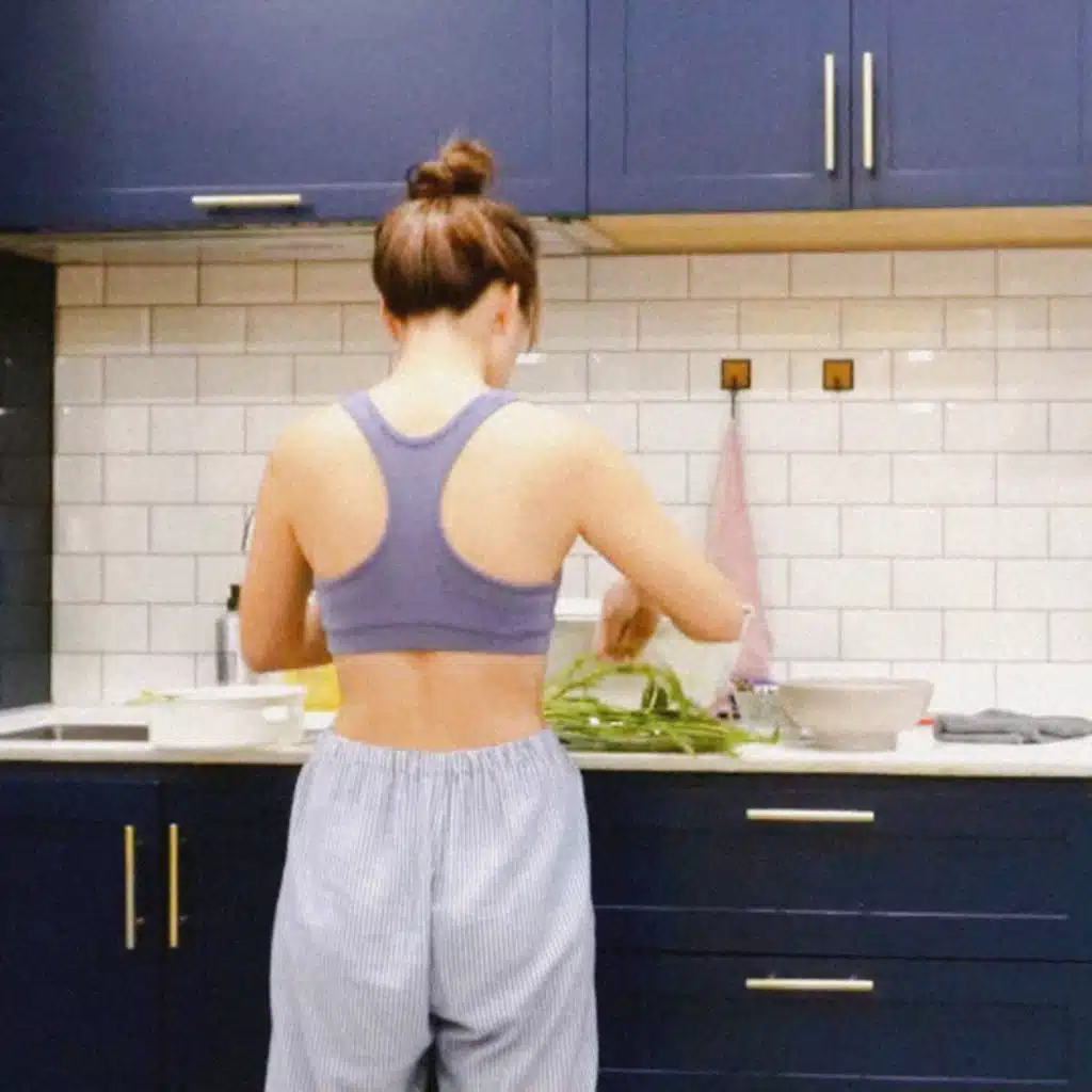 #43 Sống một mình có buồn không?