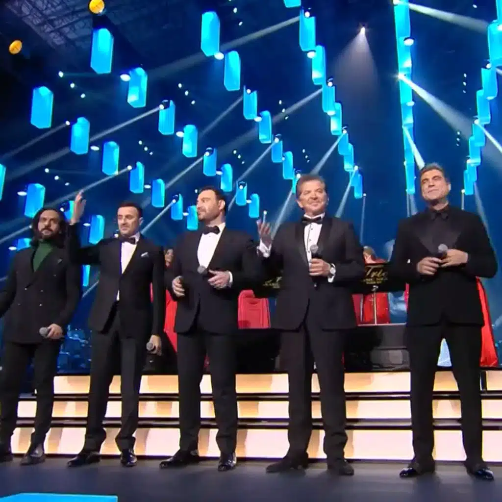 عندك بحرية - تريو نايت