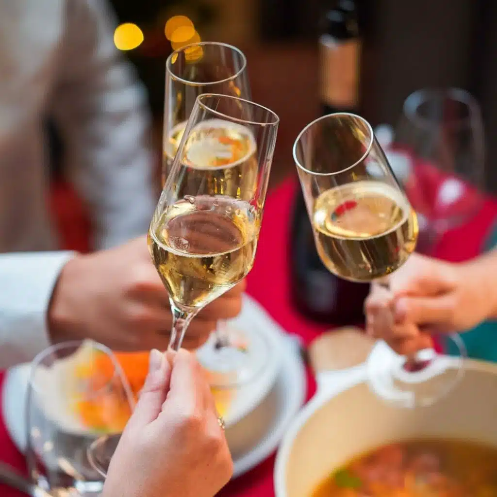 Kolik Češi utratí za silvestrovské oslavy?