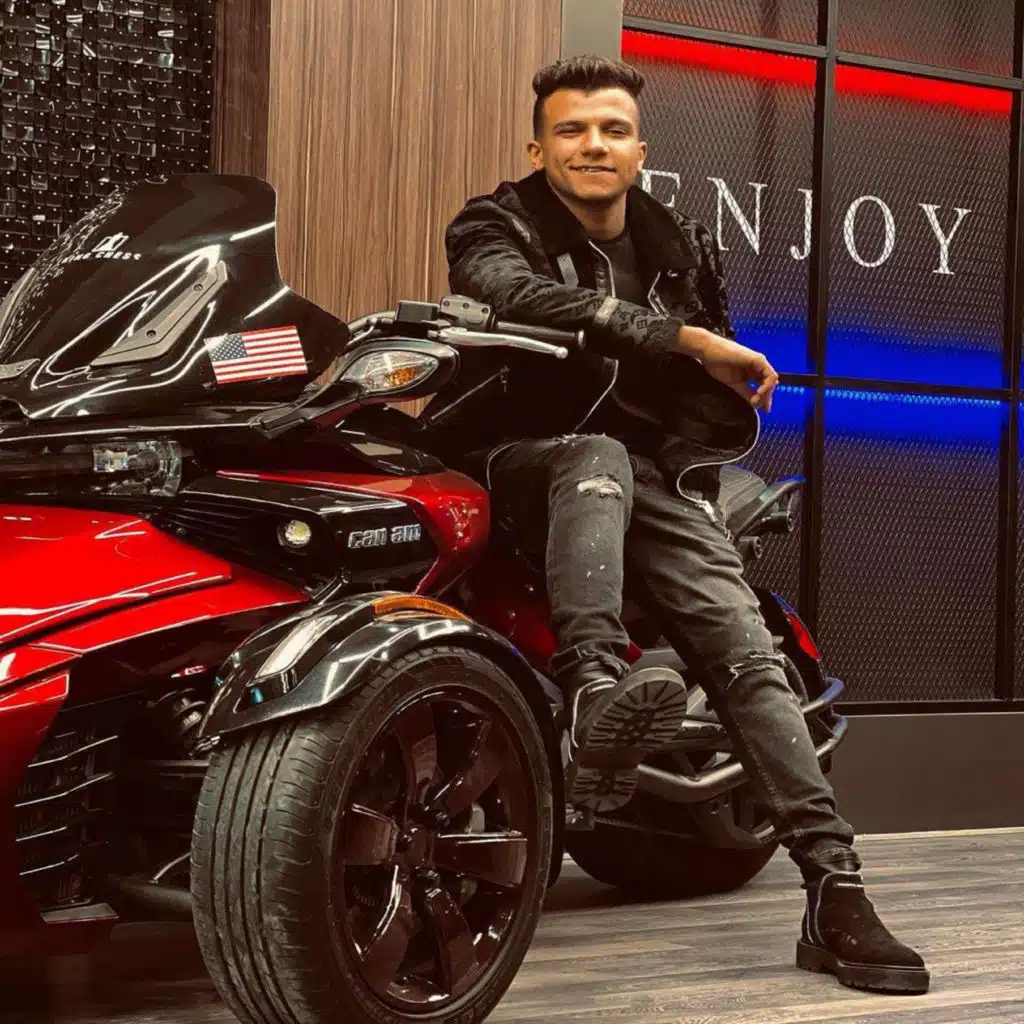 خلاص خلصت ما بينا سلام