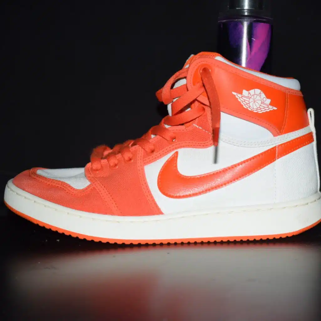 مين قتل المعزه؟