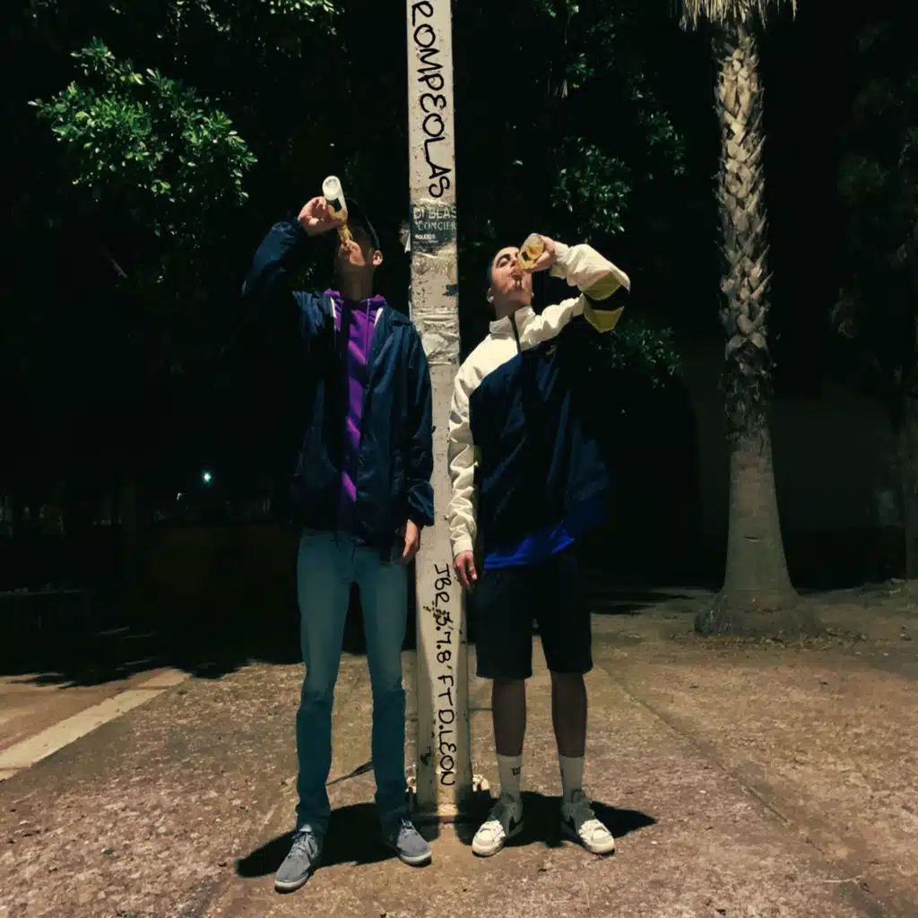 Rompeolas - "Rompe" (feat. D. León)