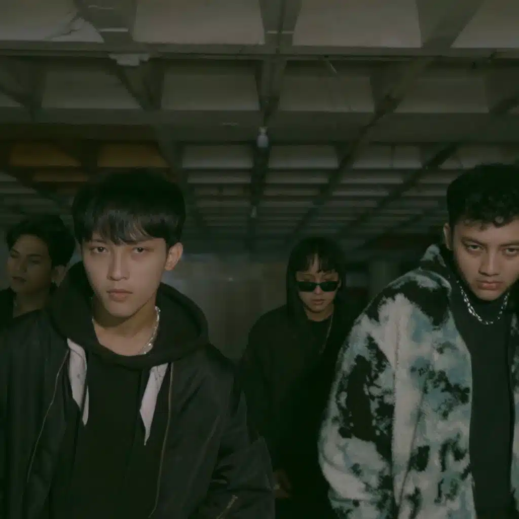 VOUSÉ GANG (feat. WIN, KID:00, WAVER CLLEU & Saekki Duck)